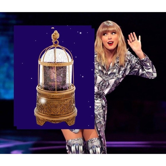 Taylor Swift Other - Speak Now (Taylor's Version) Frame Snowglobe Music Enchanted Taylor Swift